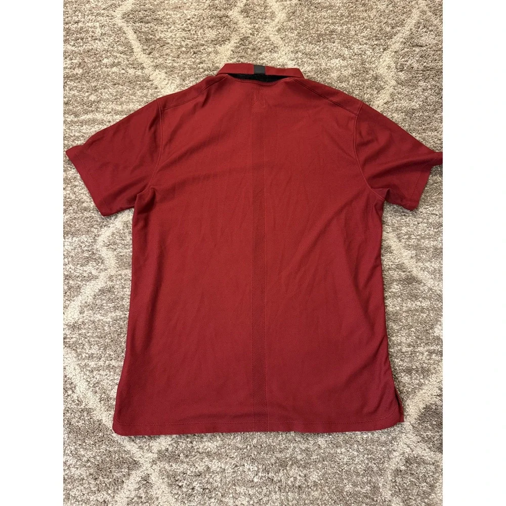 Men's Size Medium Nike Tiger Woods Golf Polo Red Snap Used Clean RARE Y2K‎